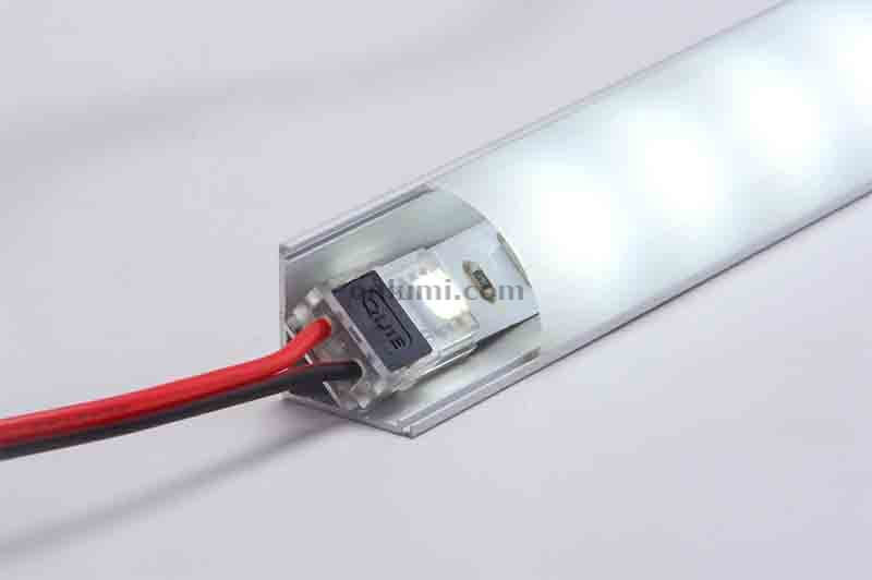 led strip connector in aluminum channel